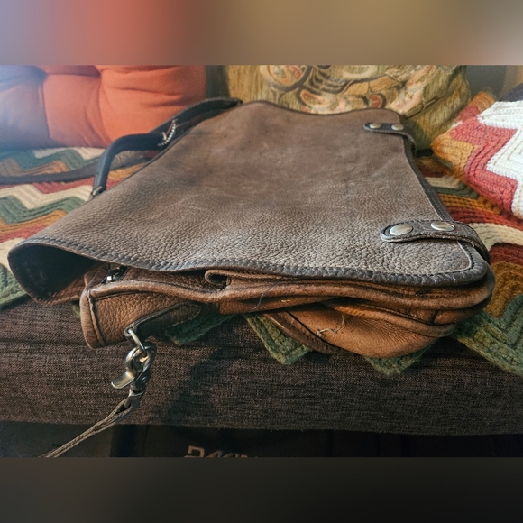 Roots Vintage Portfolio Bag // Pebbled Leather. 1980s. 17x14 Inches - Picture 5 of 15